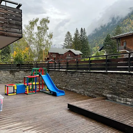 Modern 3 Bedroom Close To Lifts Morzine